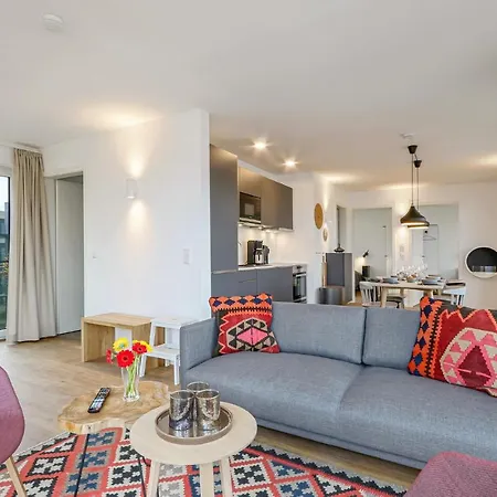 Front Apartmán *